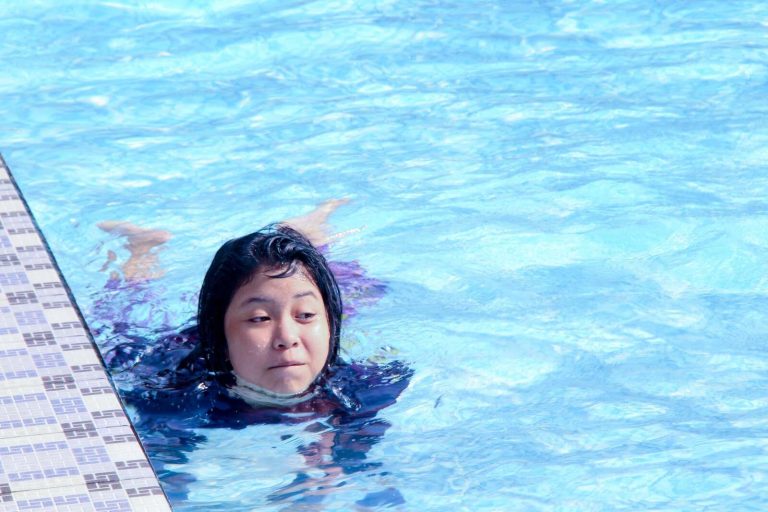 Apakah Berenang Membangun Otot Panduan Pemula Untuk Tubuh Ideal