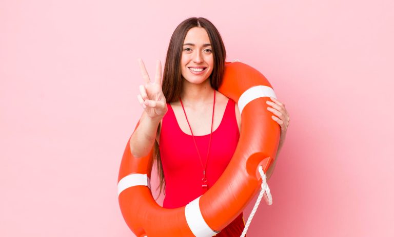 Bagaimana Cara Menjadi Lifeguard di Indonesia Panduan Langkah Demi Langkah